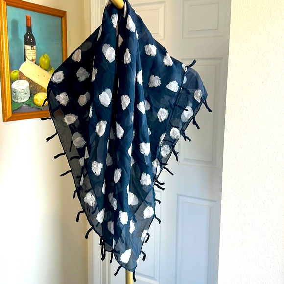 Black gray tasseled square lightweight scarf - Picture 1 of 5